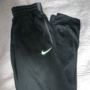 Nike DRI-FIT Joggers